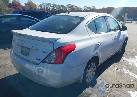 2015 Nissan Versa 1.6 Sv z USA, uszkodzony, nr VIN 3N1CN7AP2FL808271